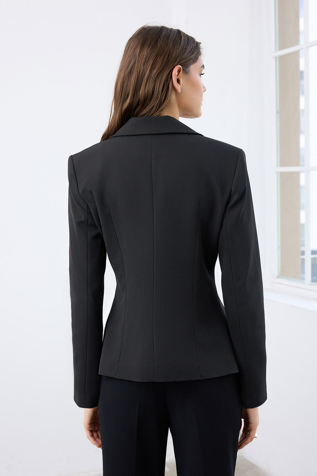 Siyah Aksesuar Kapamal? Fitted/Vucuda Oturan Dokuma Blazer Ceket TWOAW26BC00012 - Trendyolmilla фото 4