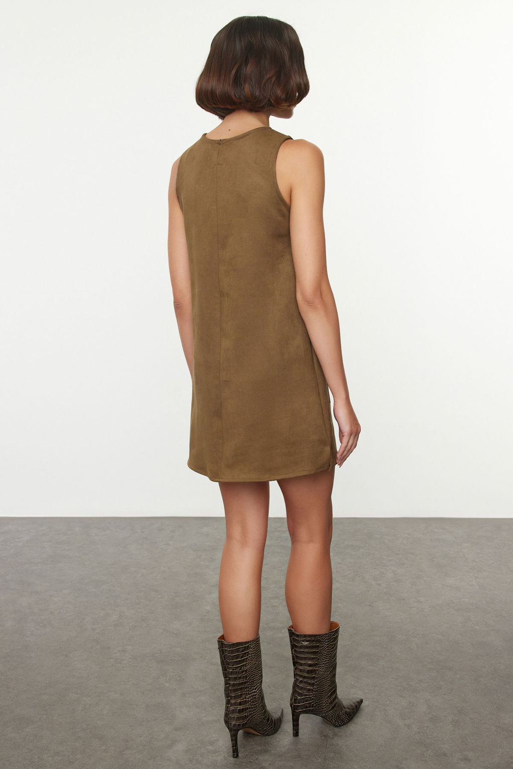 TRENDYOLMILLA Haki Duz Cep Detayl? Mini A line/Can Kesim Mini Orme Elbise TWOAW25EL00404  фото 5