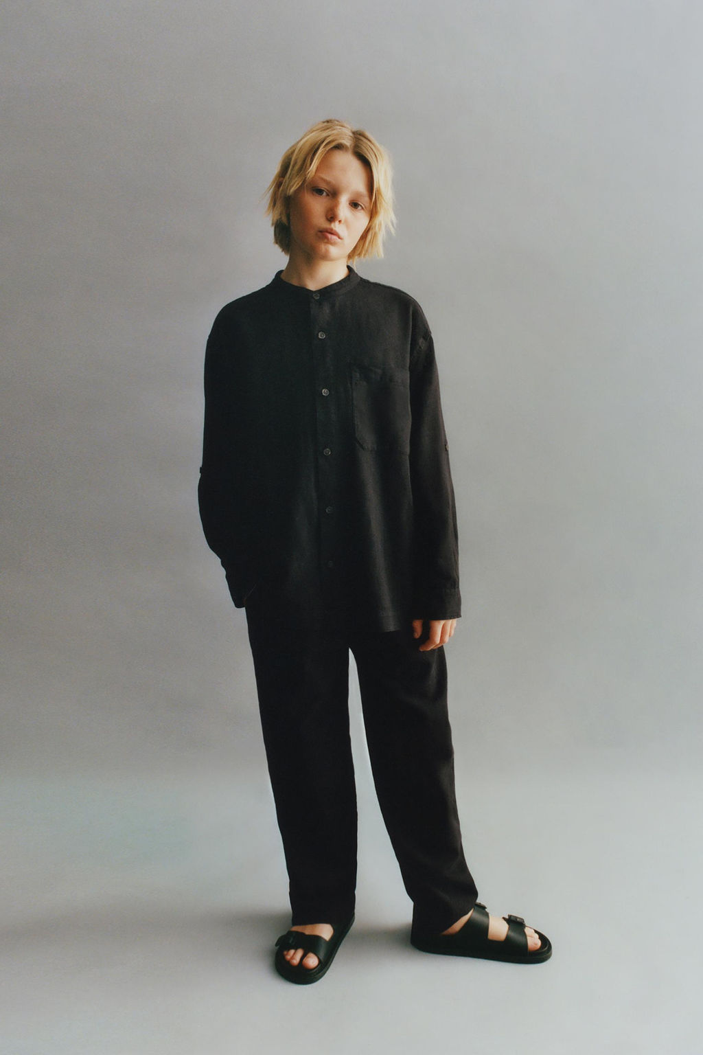 CAMISA 100% LINO MANGA AJSUTABLE / Negro - Zara фото 5