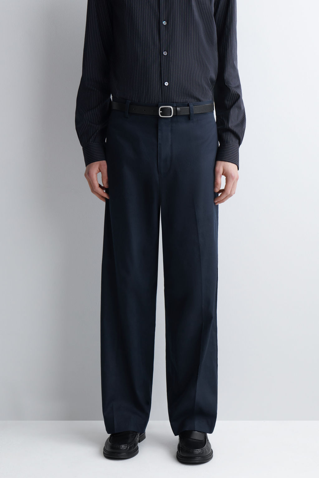 PANTAL?N ALGOD?N Y LINO RELAXED FIT STRAIGHT LEG - H&m фото 10