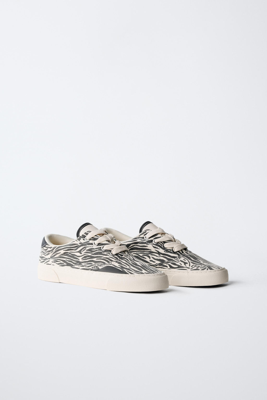 ANIMAL PRINT SNEAKERS - Zara фото 2