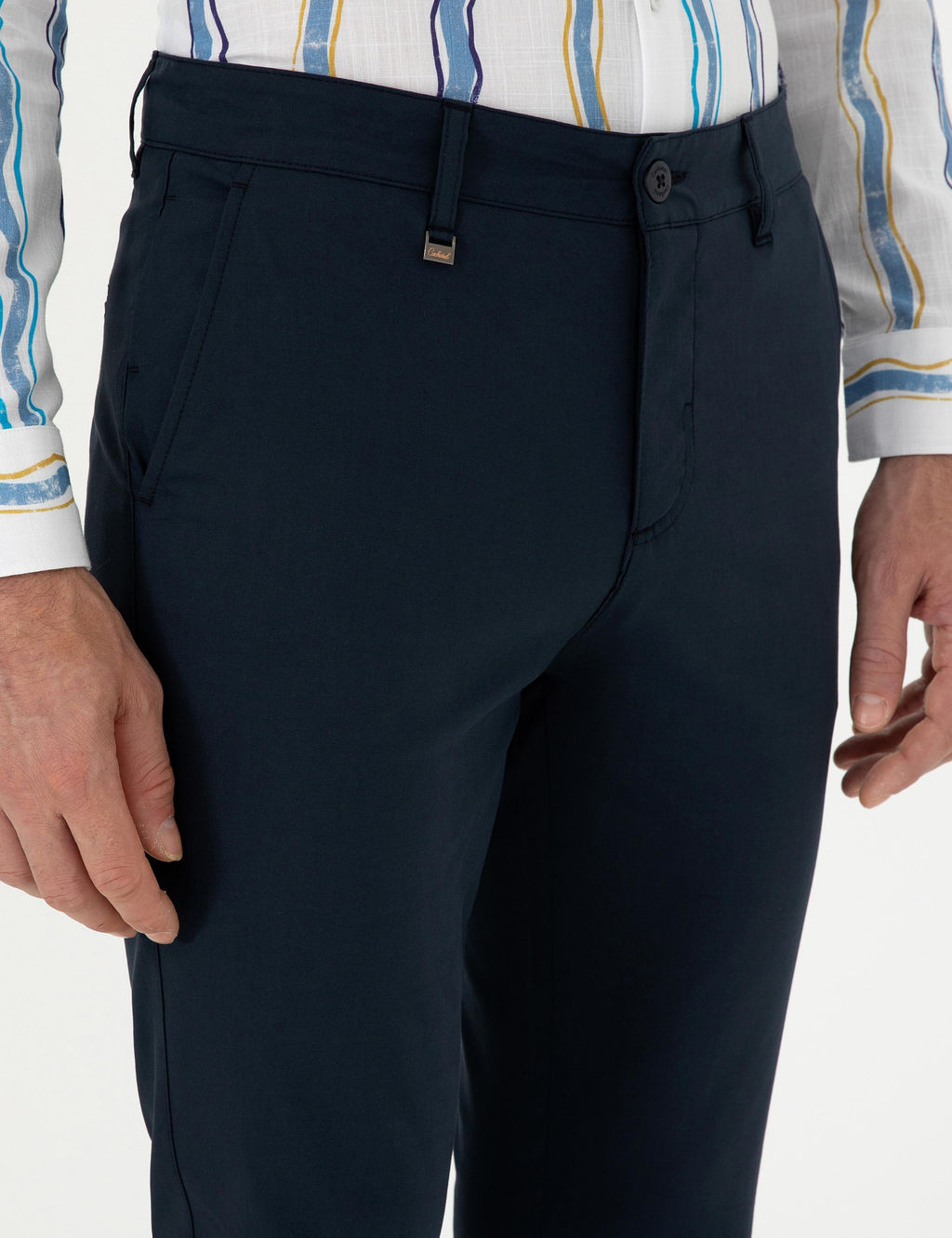 Темно-синие брюки узкого кроя из плотной ткани - Cacharel фото 5