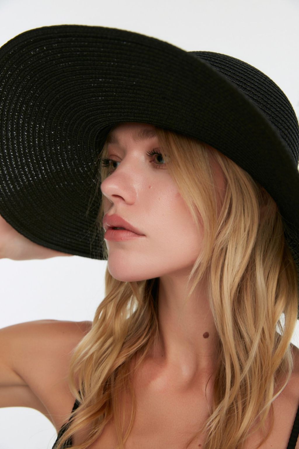 Siyah Has?r Kad?n Sapka TWOSS22SP00005 - Trendyolmilla фото 2