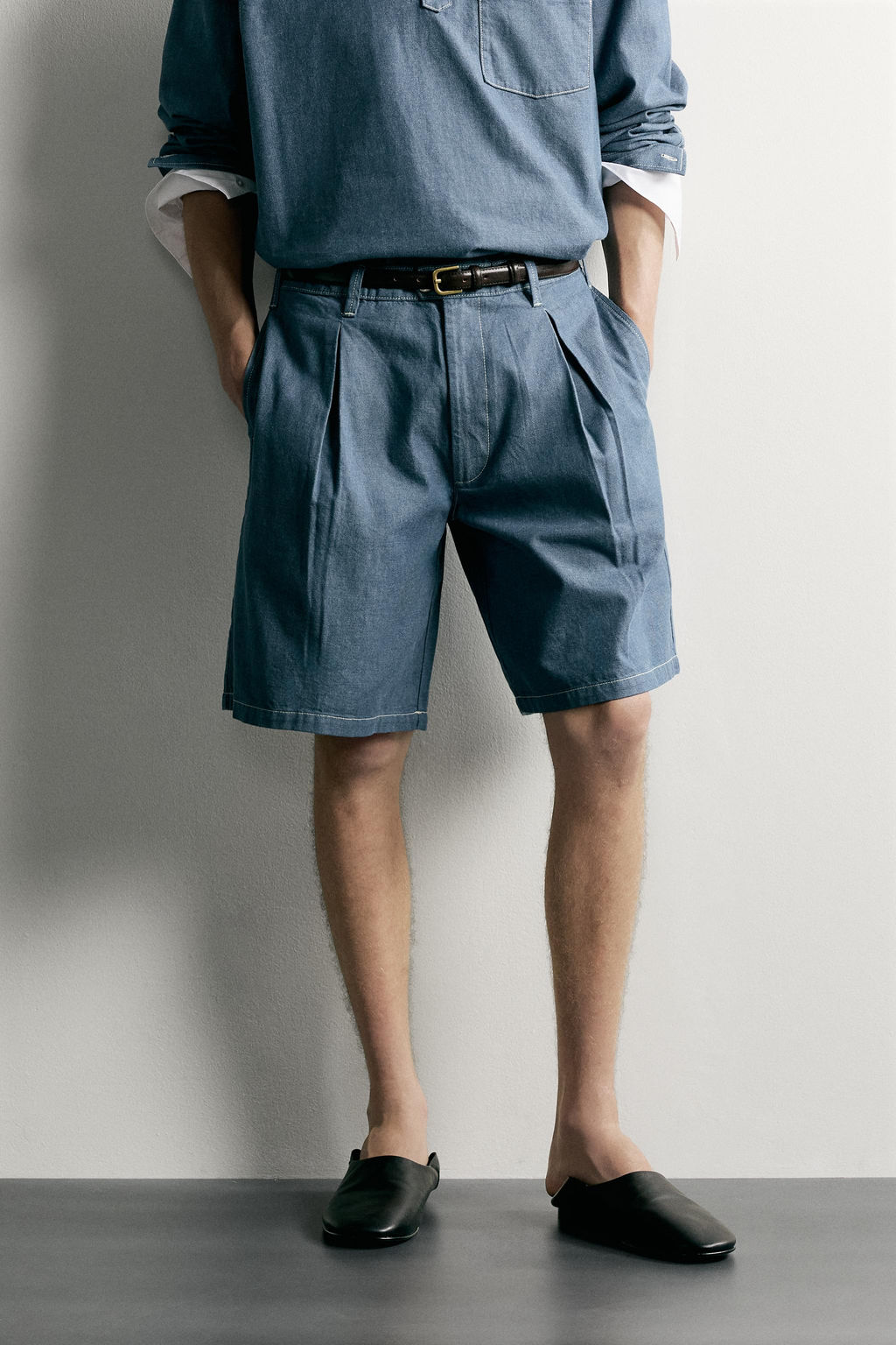 BERMUDA DENIM LIGERO PLIEGUES / Azul - Zara фото 2