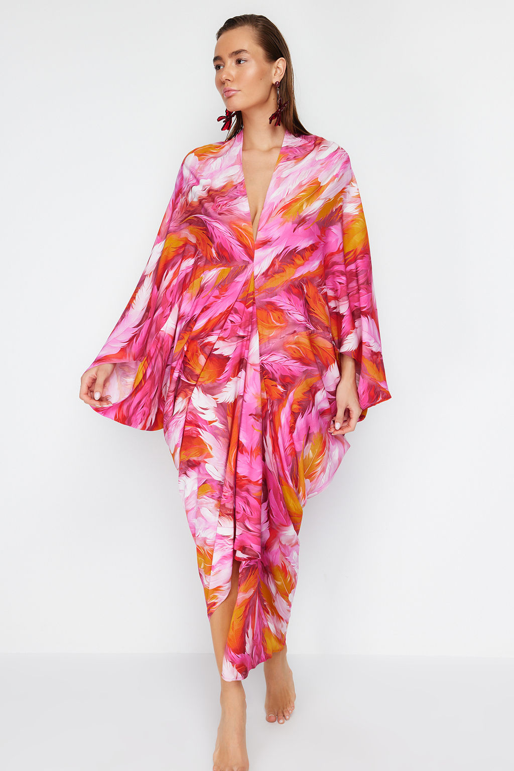 TRENDYOLMILLA Soyut Desenli Genis Kal?p Maxi Dokuma Buzgulu Plaj Elbisesi TBESS23EL00274 фото 2