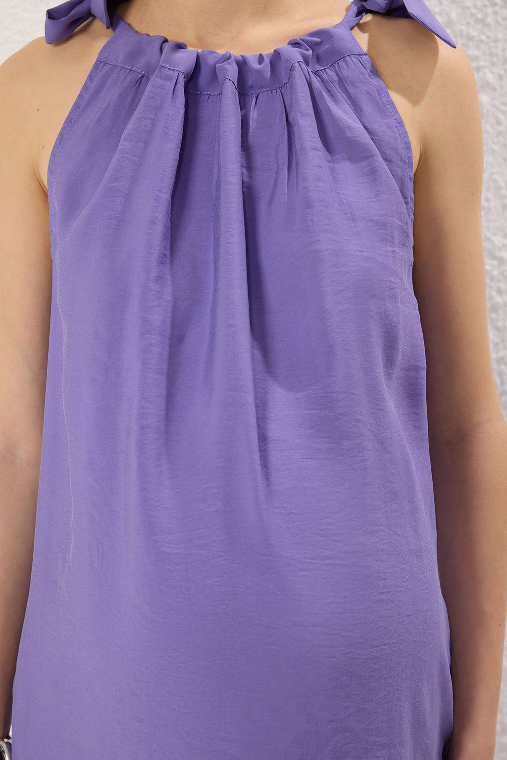 Trendyolmilla Mor More Sustainable Modal Duz Kesim Yakas? Baglama Detayl? Maxi Dokuma Elbise TWOSS25EL00302  фото 4