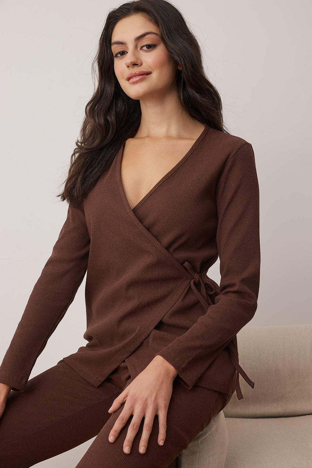 Gri Melanj Baglama Detayl? Kruvaze Yaka Fitilli Orme Pijama Tak?m? THMAW26PT00003 - Trendyolmilla фото 11