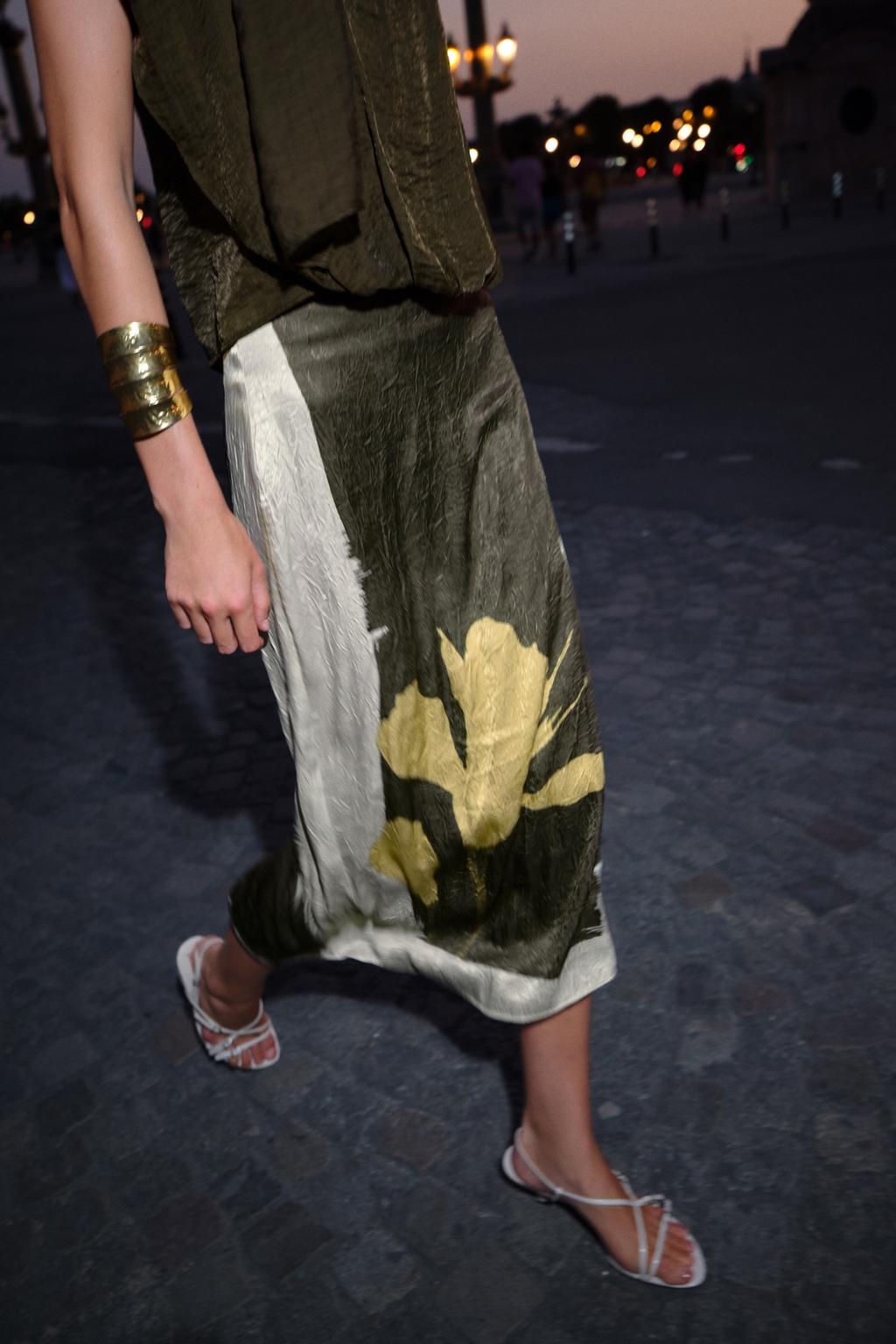 CREASED-EFFECT PRINT MIDI SKIRT - Zara фото 2
