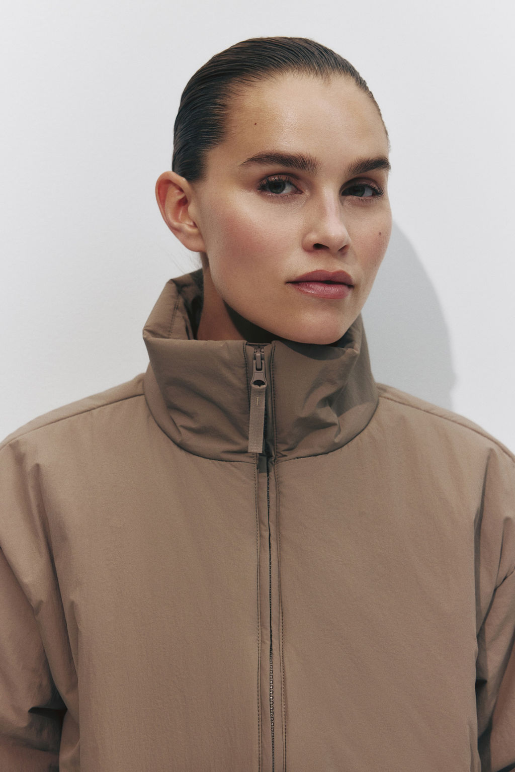 Chaqueta de deporte acolchada repelente al agua - H&m фото 5