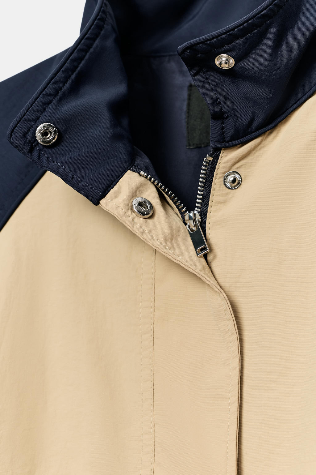 CAZADORA COMBINADA NYLON / Beige / Marino - Zara фото 5