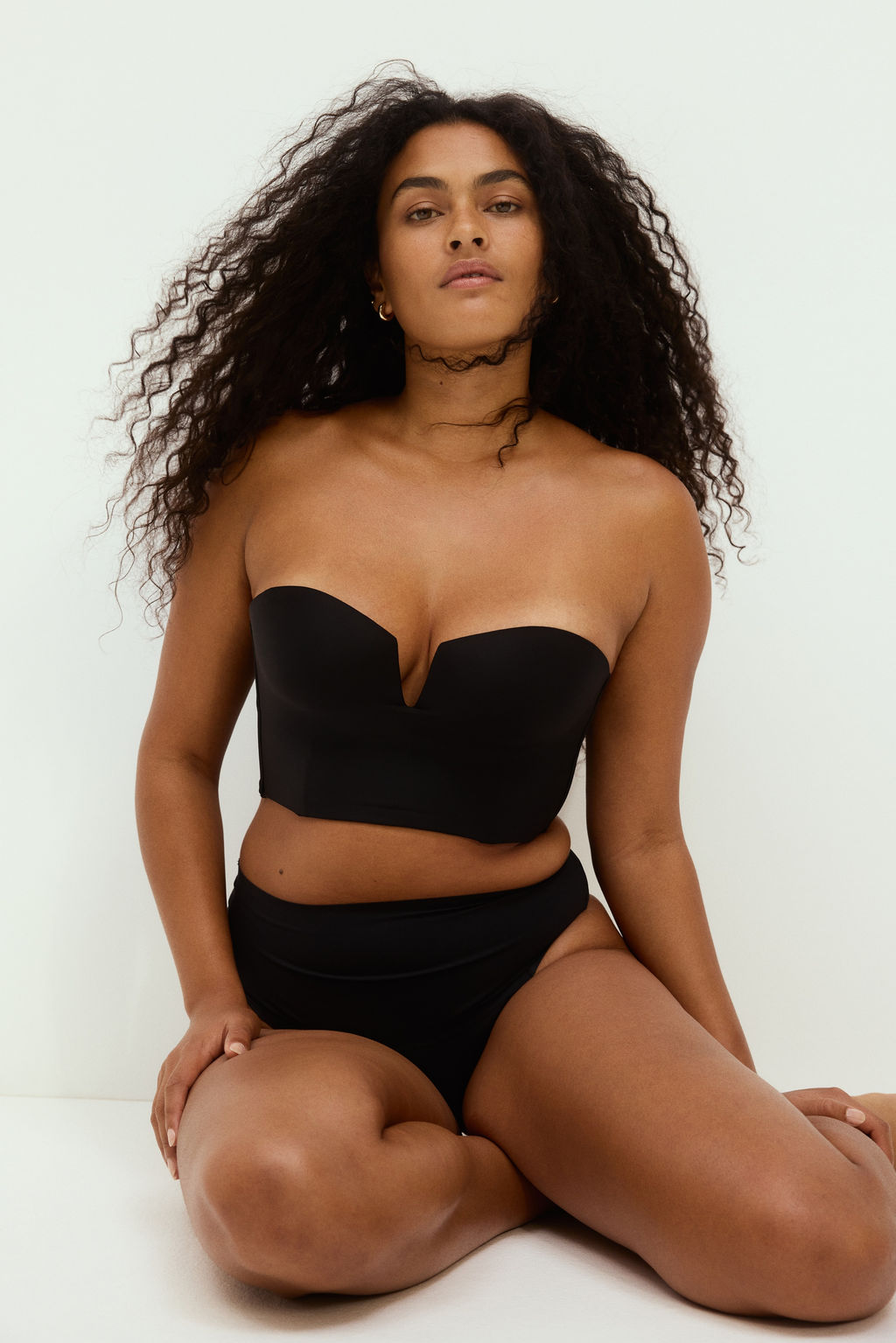 Bustier de microfibra con copas acolchadas - H&m фото 3