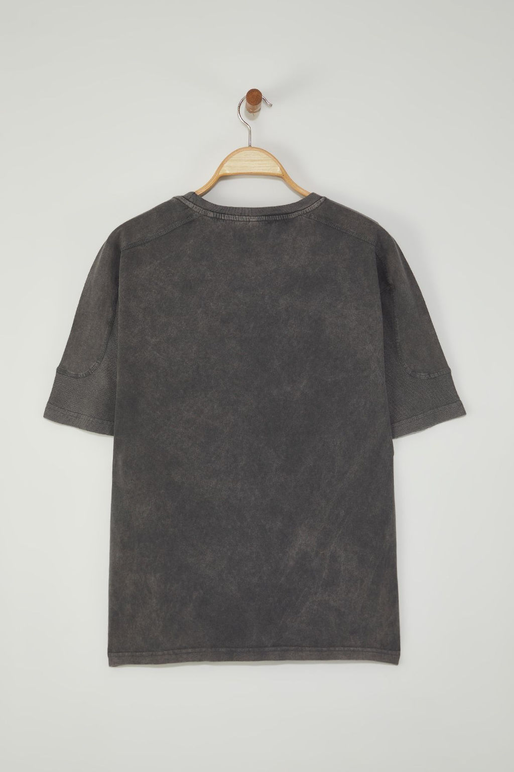 TRENDYOL MAN Vizon Oversize/Genis Kesim Eskitme/Soluk Efekt Kumas Mix Detayl? T-Shirt TMNSS25TS00014 - Trendyolmilla фото 7