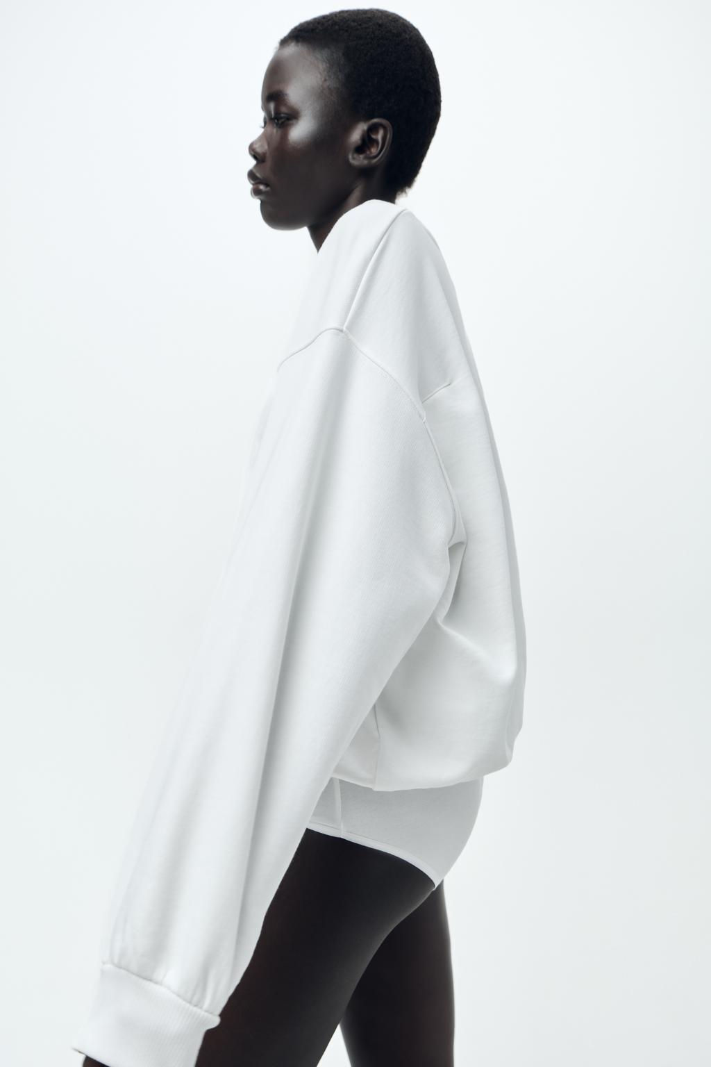 MINIMALIST SLOGAN SWEATSHIRT - Zara фото 3