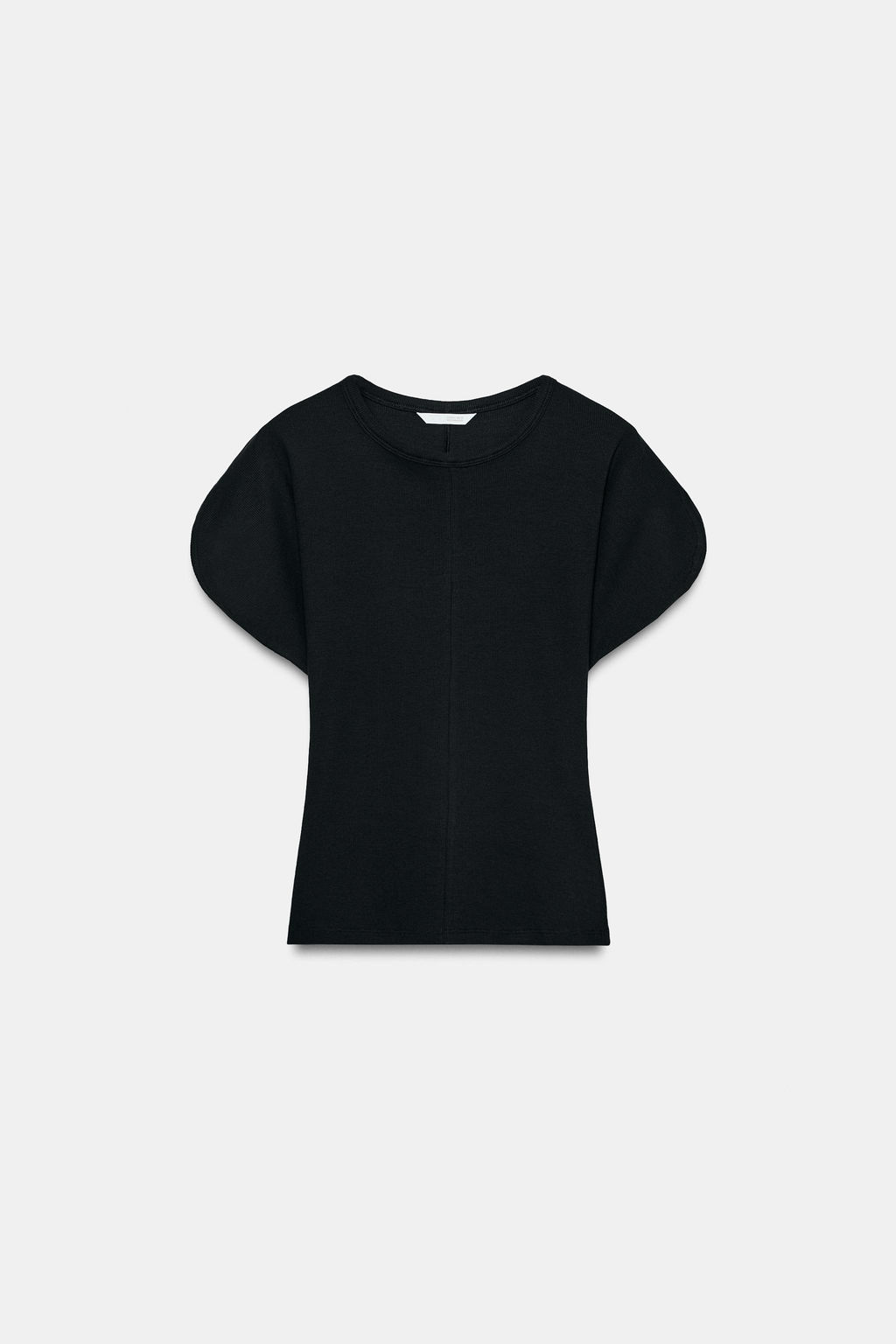 CAMISETA MANGA ABULLONADA / Negro