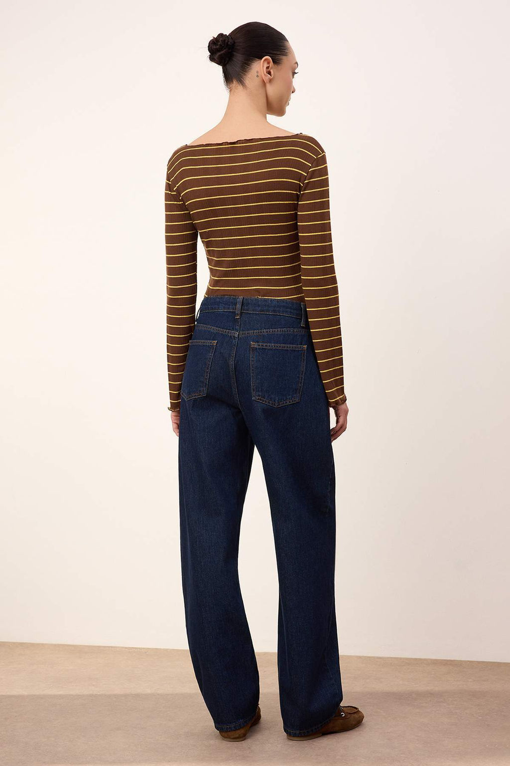 Wardrobe Essentials - Mavi DOKUMLU Yuksek Bel %100 Pamuk Tam Boy Baggy Jeans TWOSS26JE00138 - Trendyolmilla фото 6