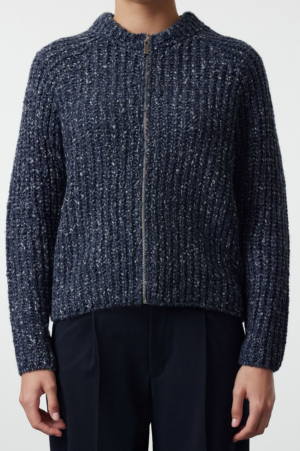 TRENDYOLMILLA Mavi Degrade Fermuarl? Triko H?rka TWOAW25HI00213 фото 4