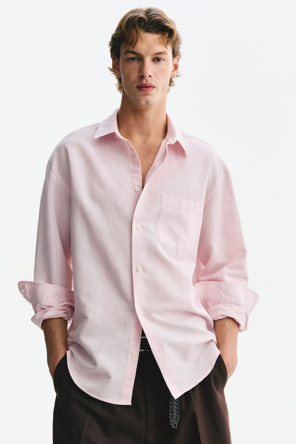 Camisa en mezcla de lino Relaxed Fit - H&m фото 9
