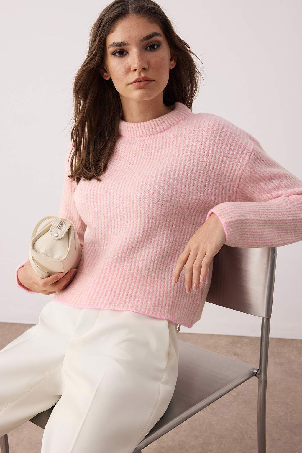 Pembe Crop Yumusak Dokulu Bisiklet Yaka Triko Kazak TWOAW25KZ00000