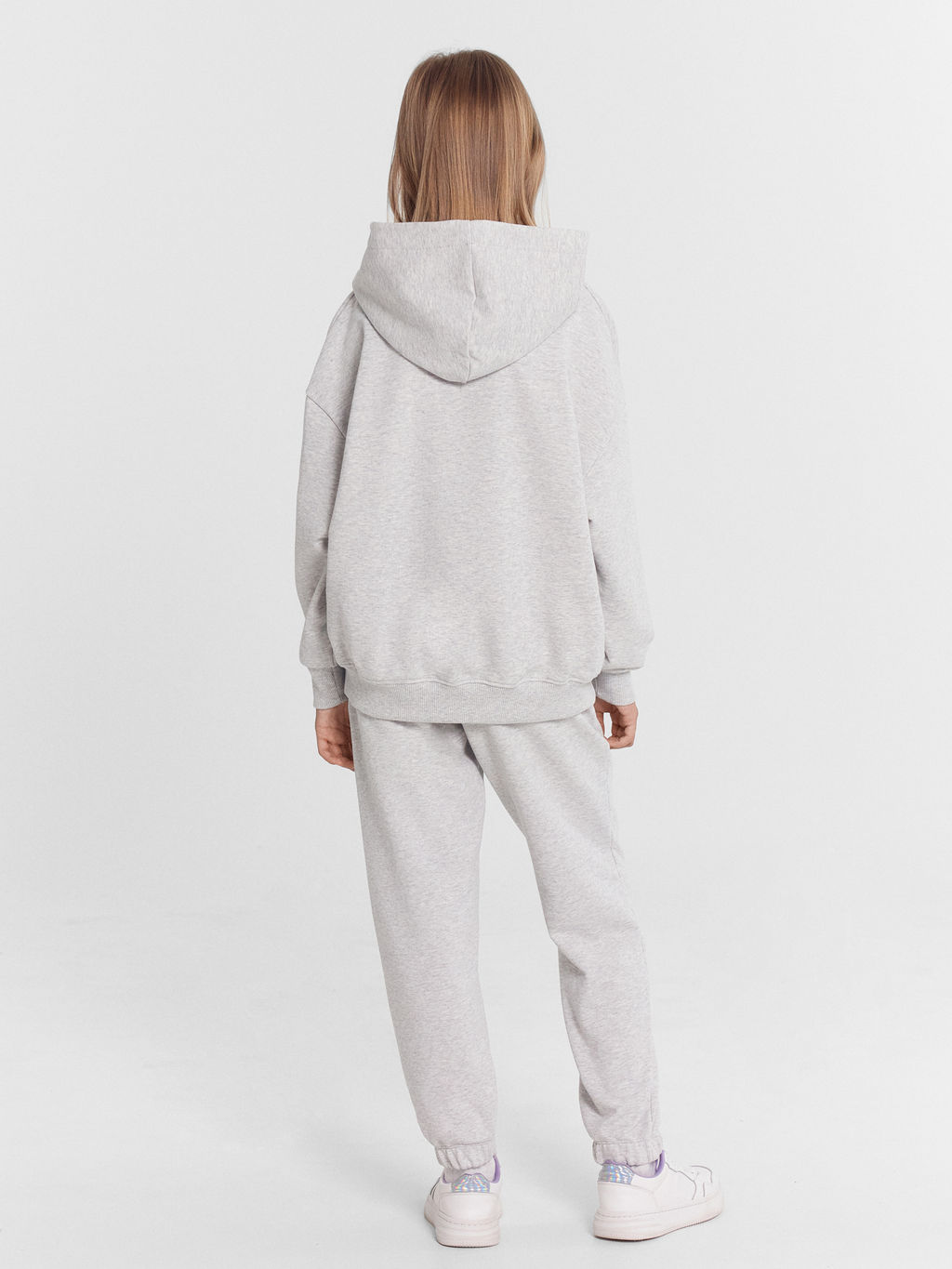 Комплект для девочек (худи, брюки) серый с печатью - Mark formelle фото 3