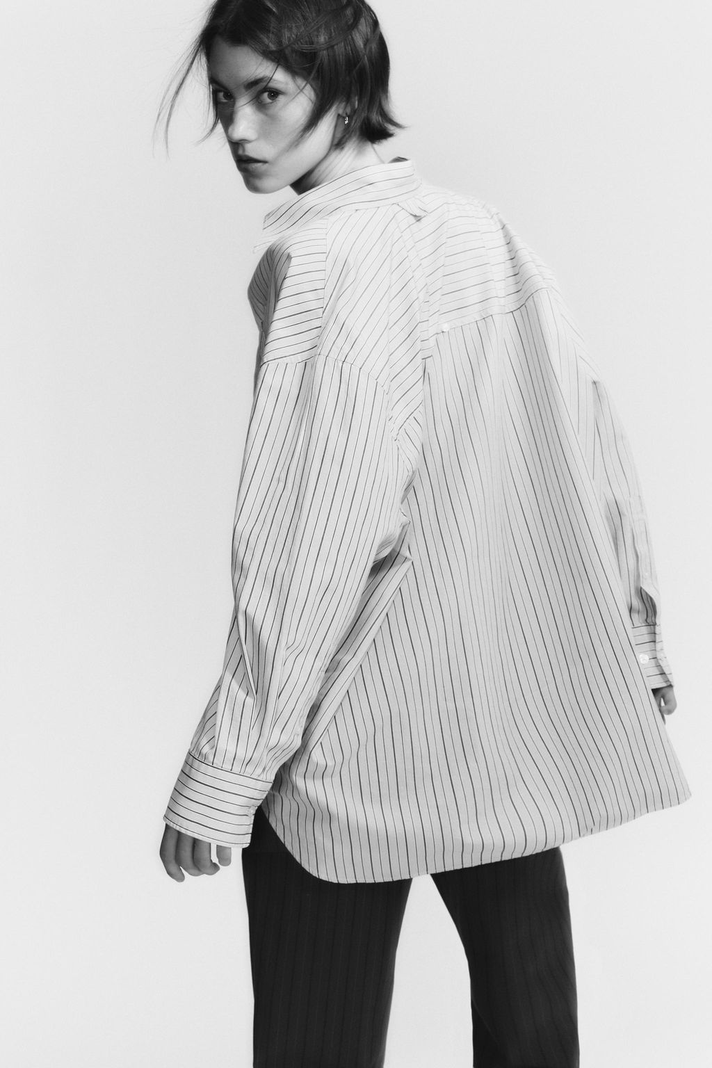 OVERSIZE STRIPED POPLIN SHIRT - Zara фото 18