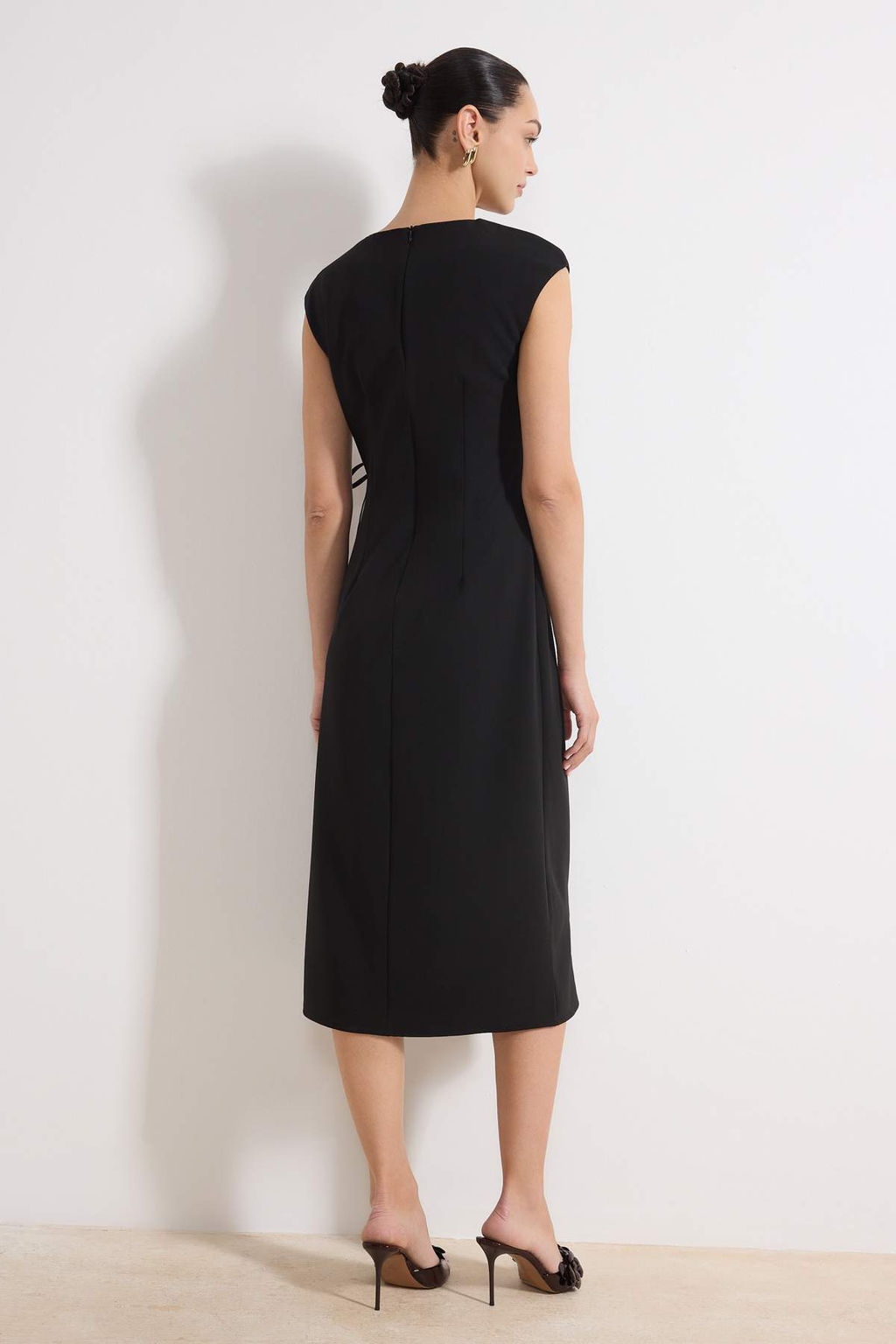 Siyah Baglama Detayl? Midi Dokuma Elbise TWOSS26EL00081