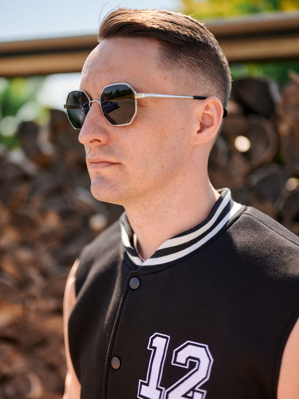 Бомбер "12" бежевый