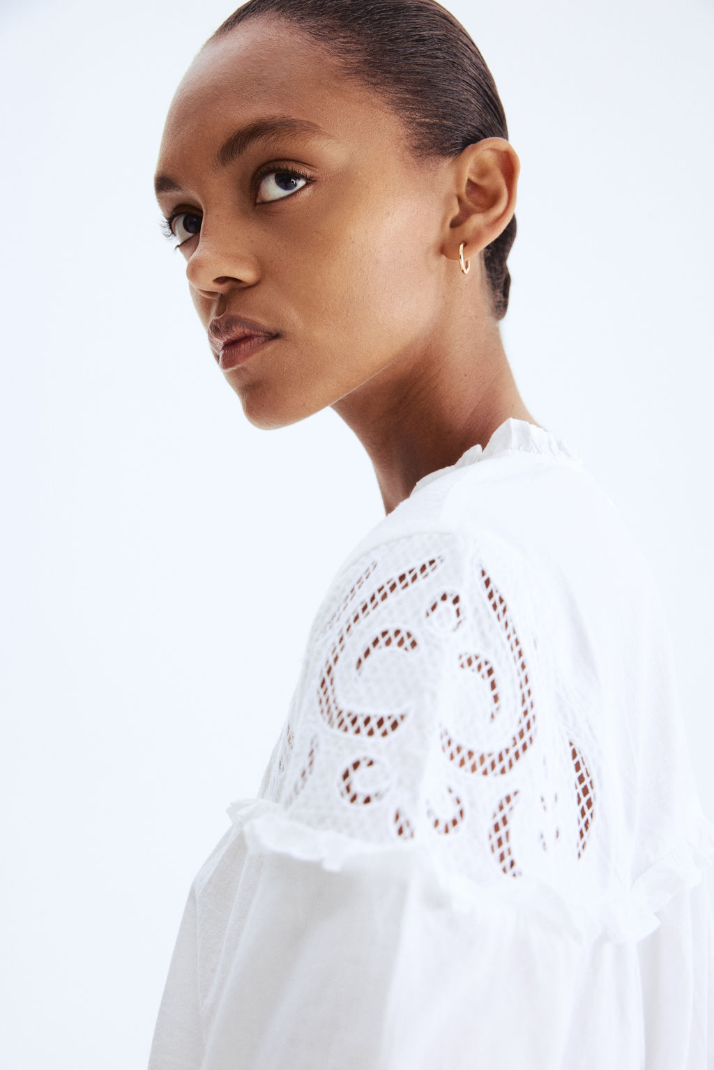 Blusa con bordado ingl?s - H&m фото 3