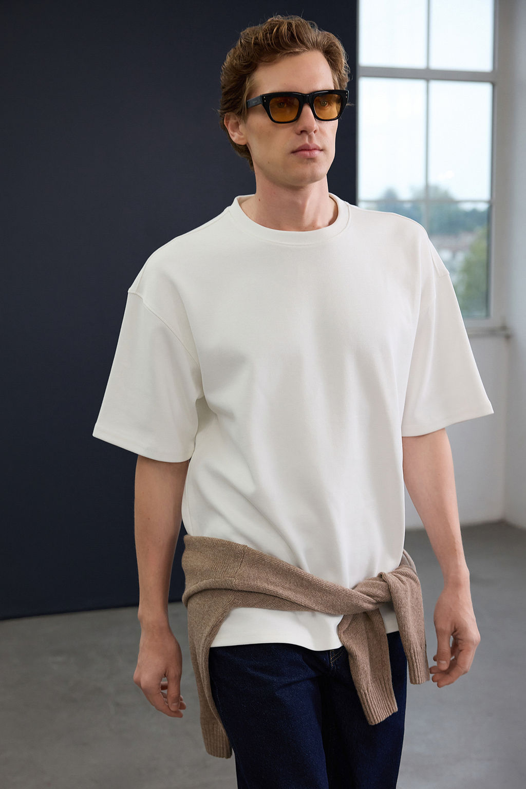 Trendyol Studio Ekru Oversize T-Shirt TMNAW26TS00003 - Trendyolmilla фото 2