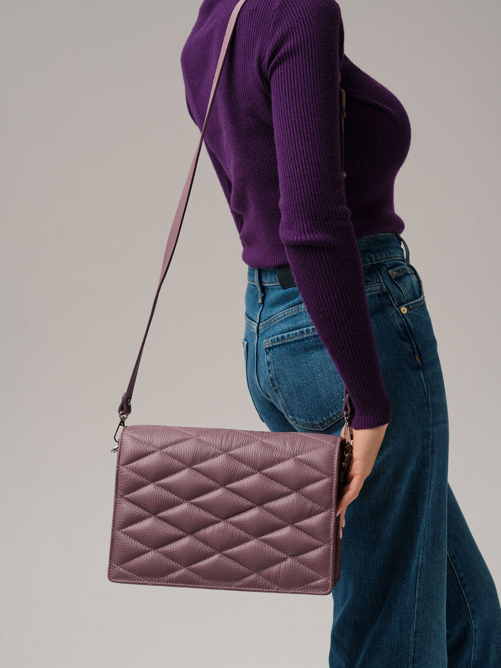 Кожаная сумка Azaro 30795 лиловая тень