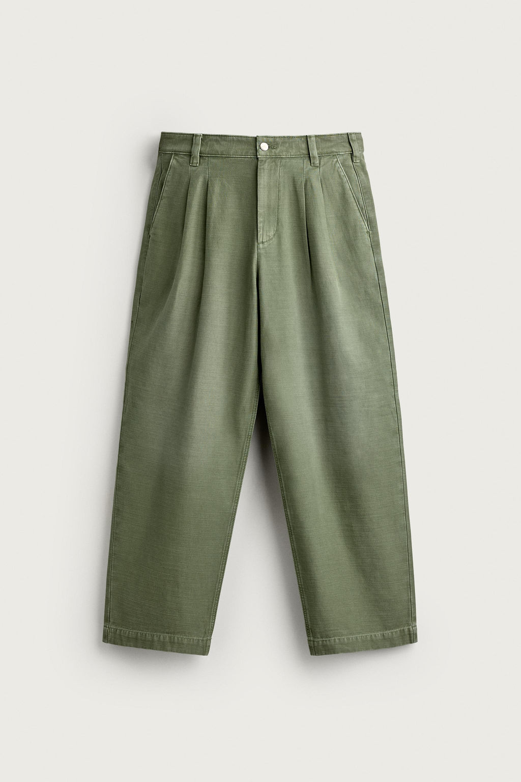PANTAL?N CHINO BAGGY FIT PLIEGUES / Verde medio