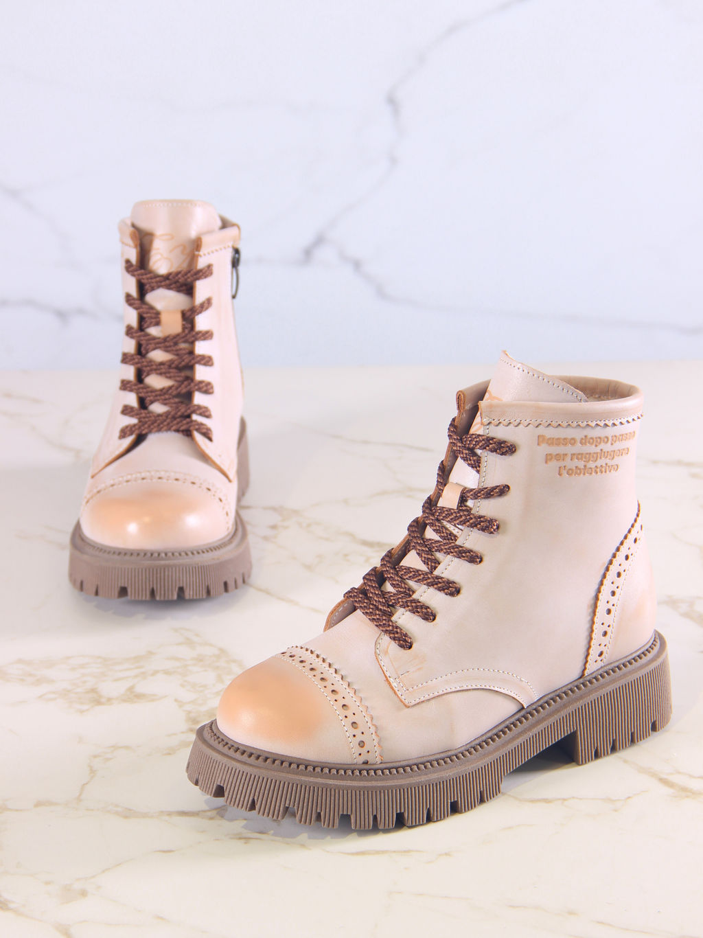 Ботинки 319.taskanaka.Вакса пудра/мех