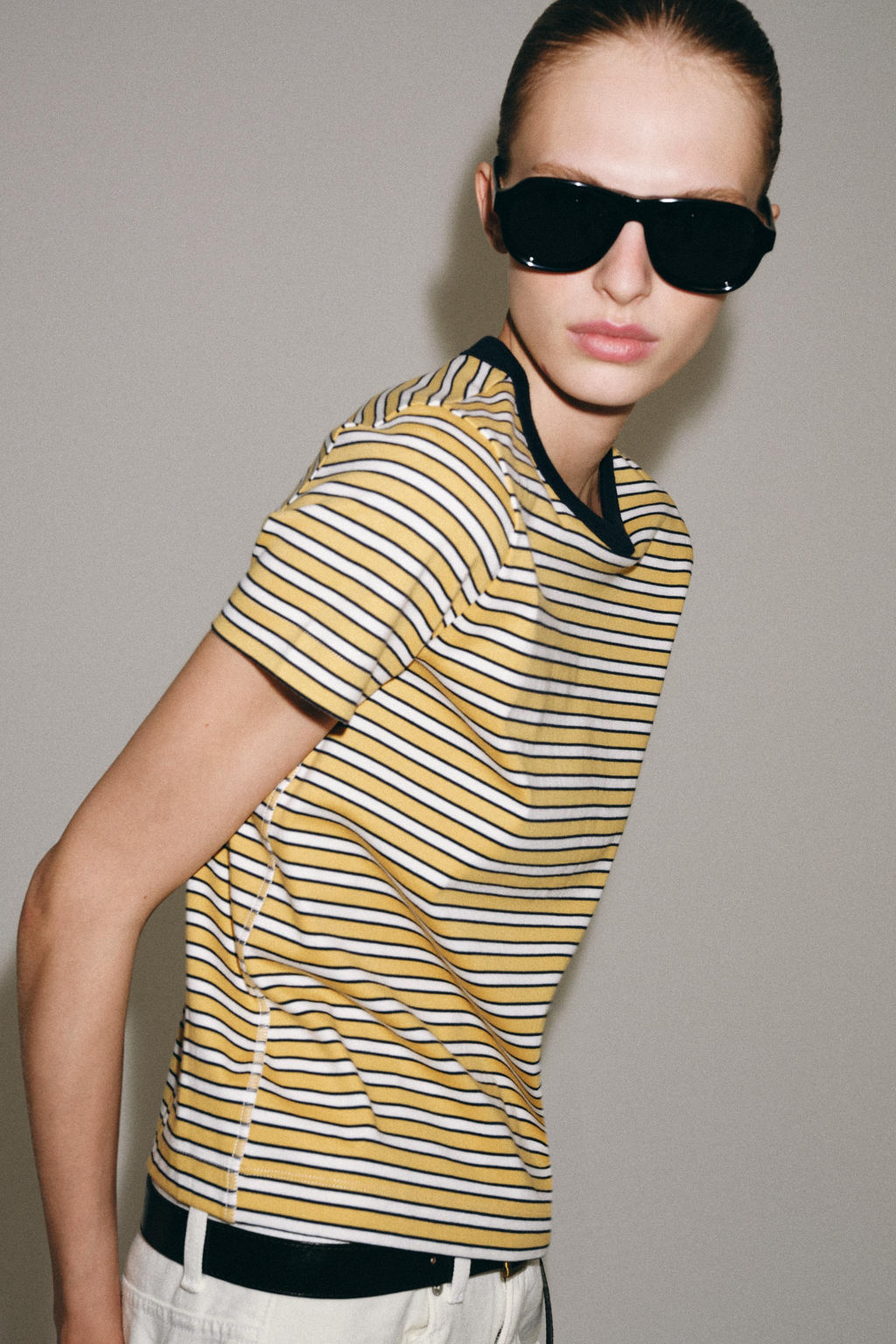 CAMISETA INTERLOCK MANGA CORTA / amarillo - Zara фото 2