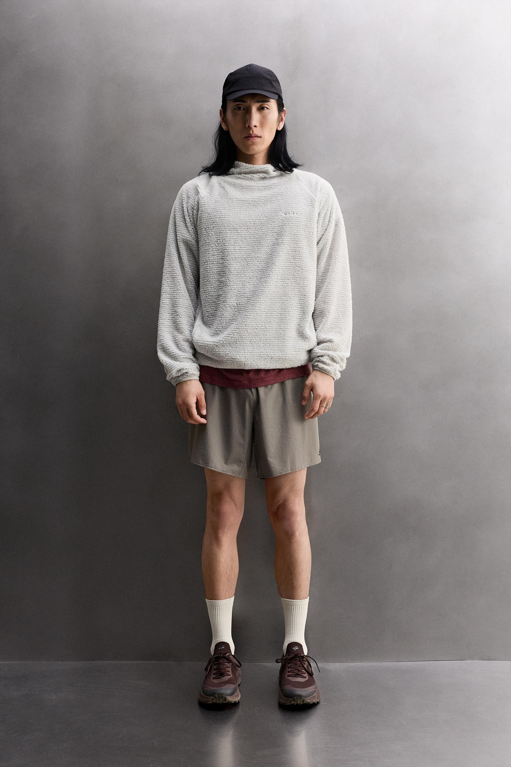 SUDADERA POLAR TEXTURA CAPUCHA / Blanco roto
