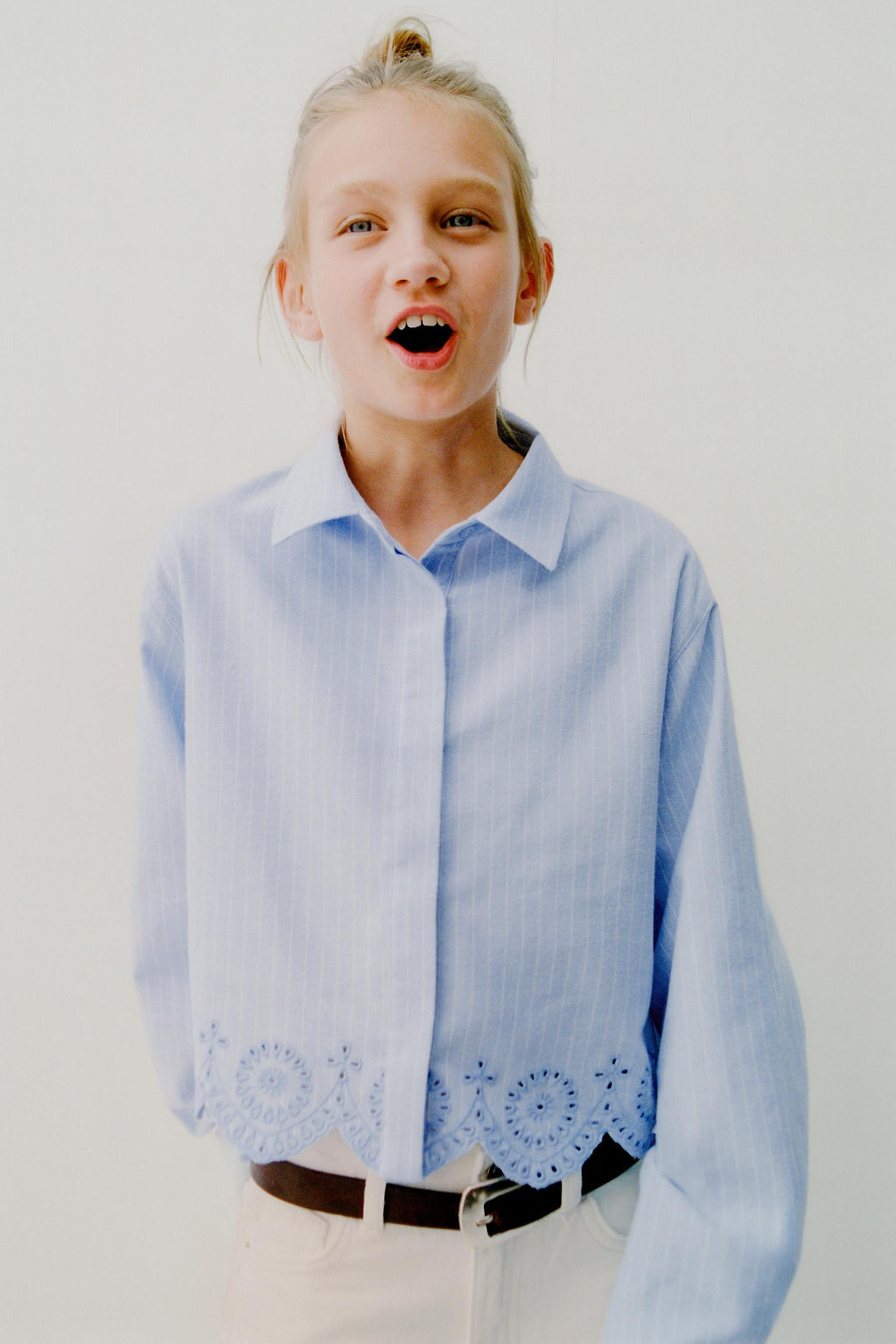 SCHIFFLI EMBROIDERY HEM SHIRT - Zara фото 8