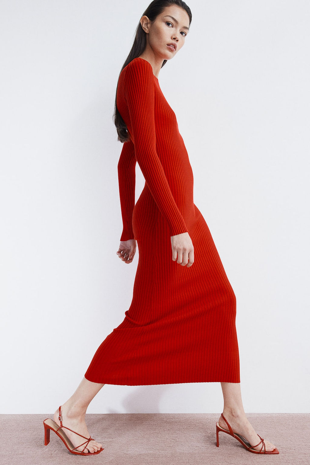 Vestido ajustado con escote barco - H&m фото 3