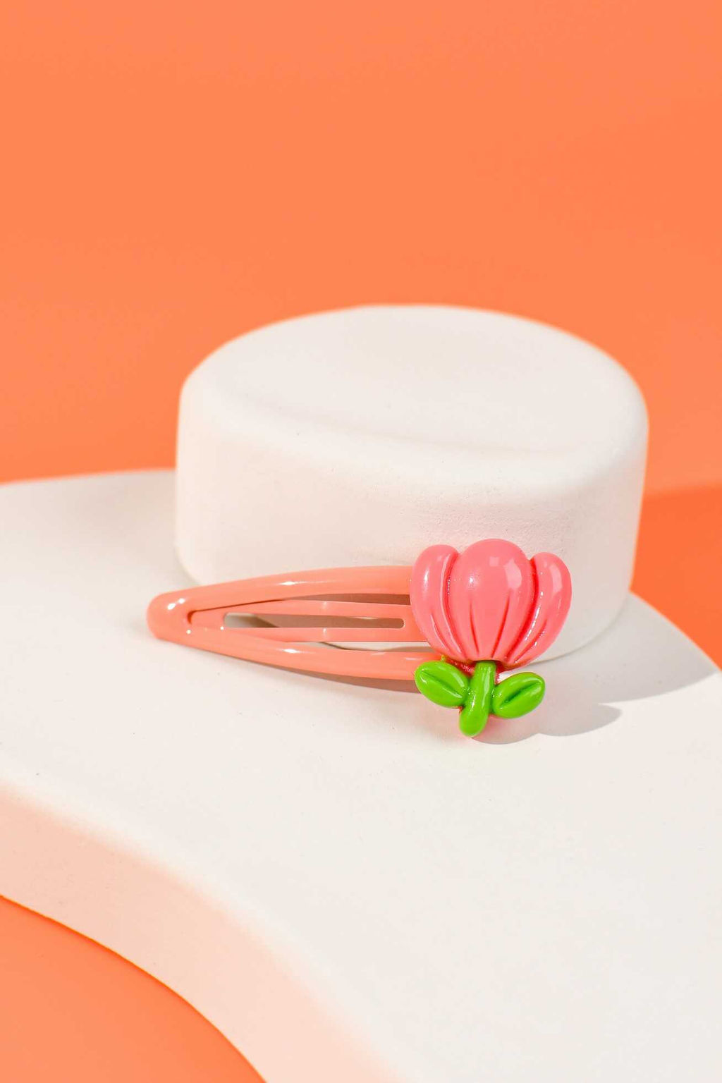 Набор заколок для волос клик-клак, глянцевые, арт. 71734 / 10 ЦВЕТОЧКИ (в наборе: 2шт., 5,3 см, черный металл, полиэфирная смола, цвет: коралловый, подложка из мелованного картона + ПЭТ-пакет с европодвесом)