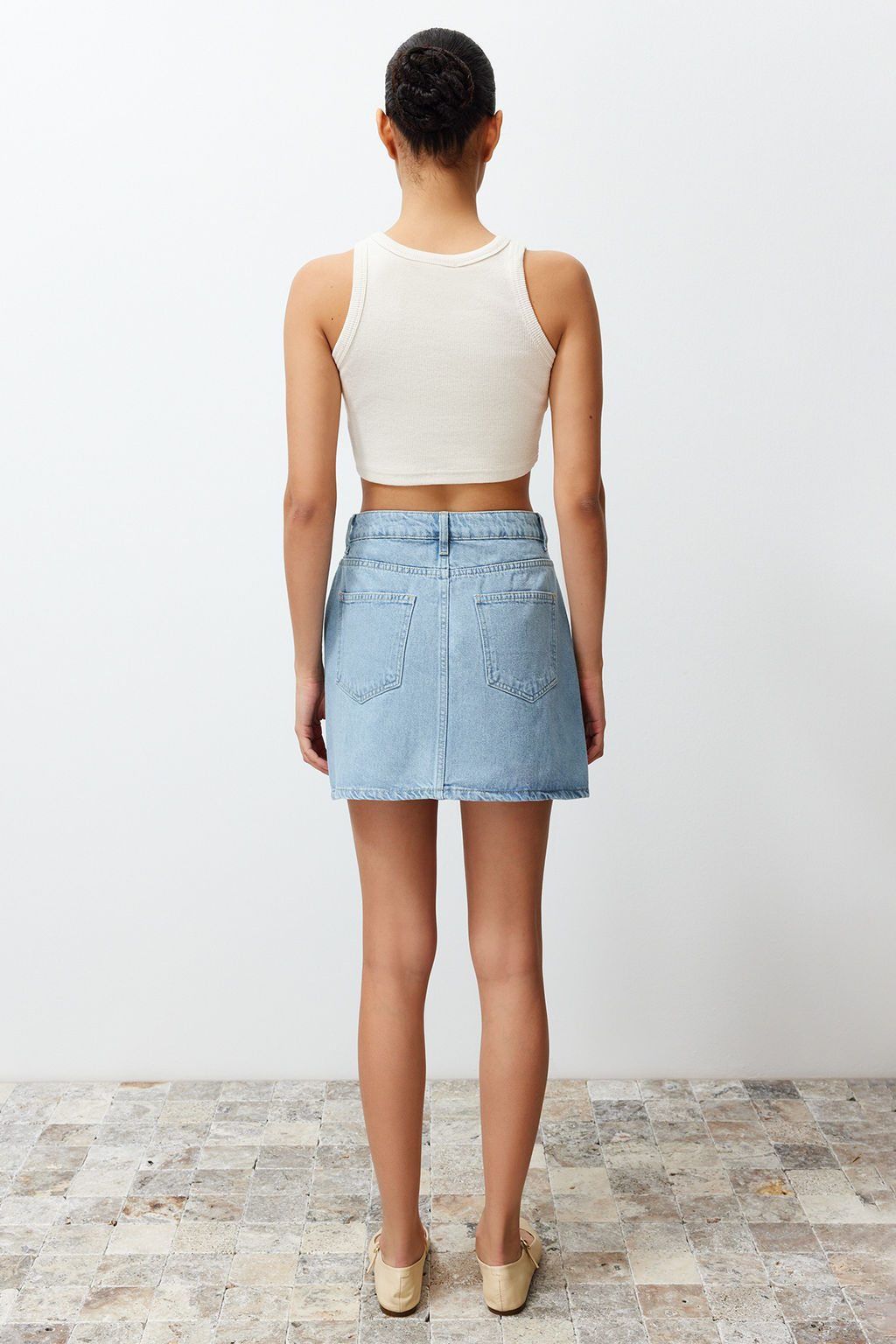 TRENDYOLMILLA Limited Edition Mavi More Sustainable Y?rtmacl? Mini Denim Etek TWOSS23ET00347  фото 16