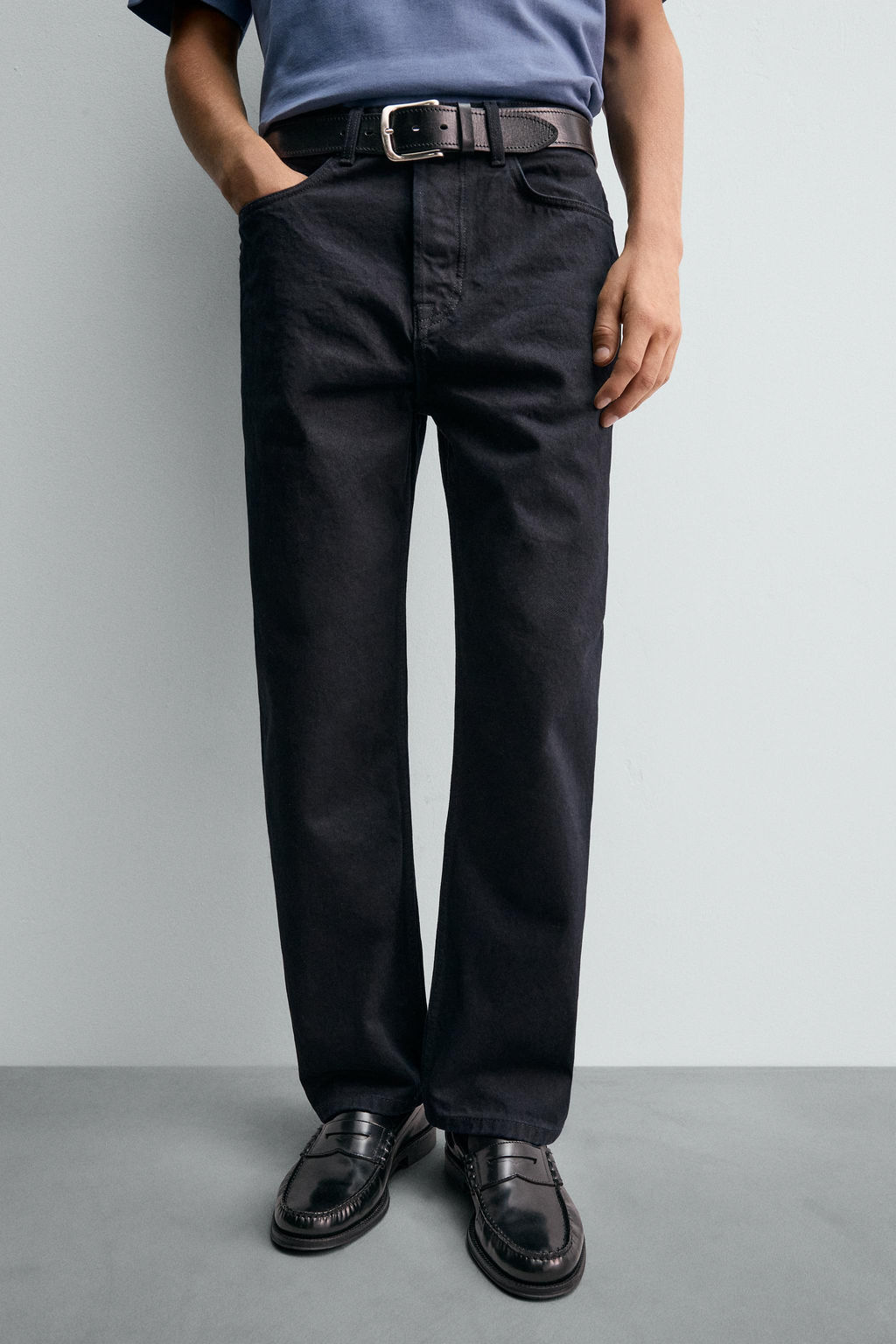 STRAIGHT ANKLE FIT JEANS