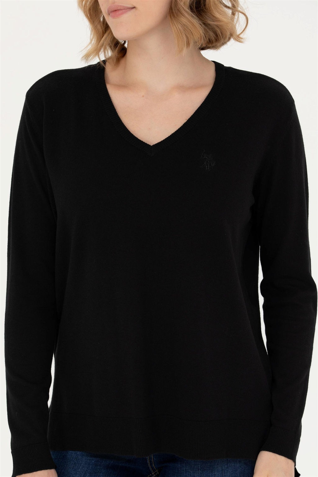 Женский черный базовый свитер с v-образным вырезом Неожиданная скидка в корзине - U.s. polo assn фото 6