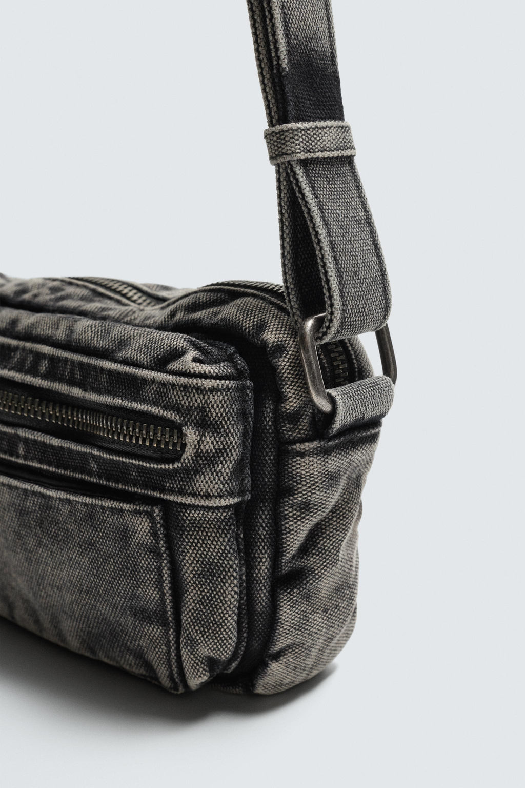 BANDOLERA DENIM EFECTO LAVADO / Gris - Zara фото 3