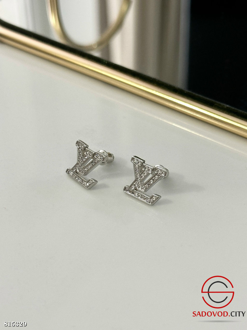 Серьги с камнями из медицинской стали