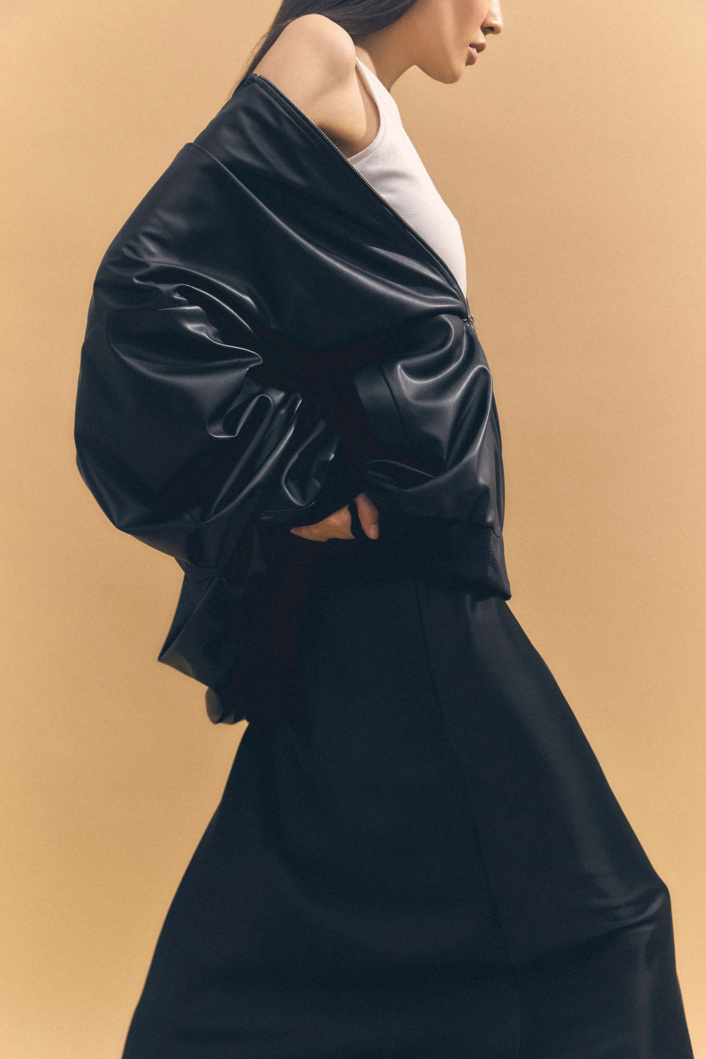 Бомбер из гладкой экокожи - Mollis фото 3