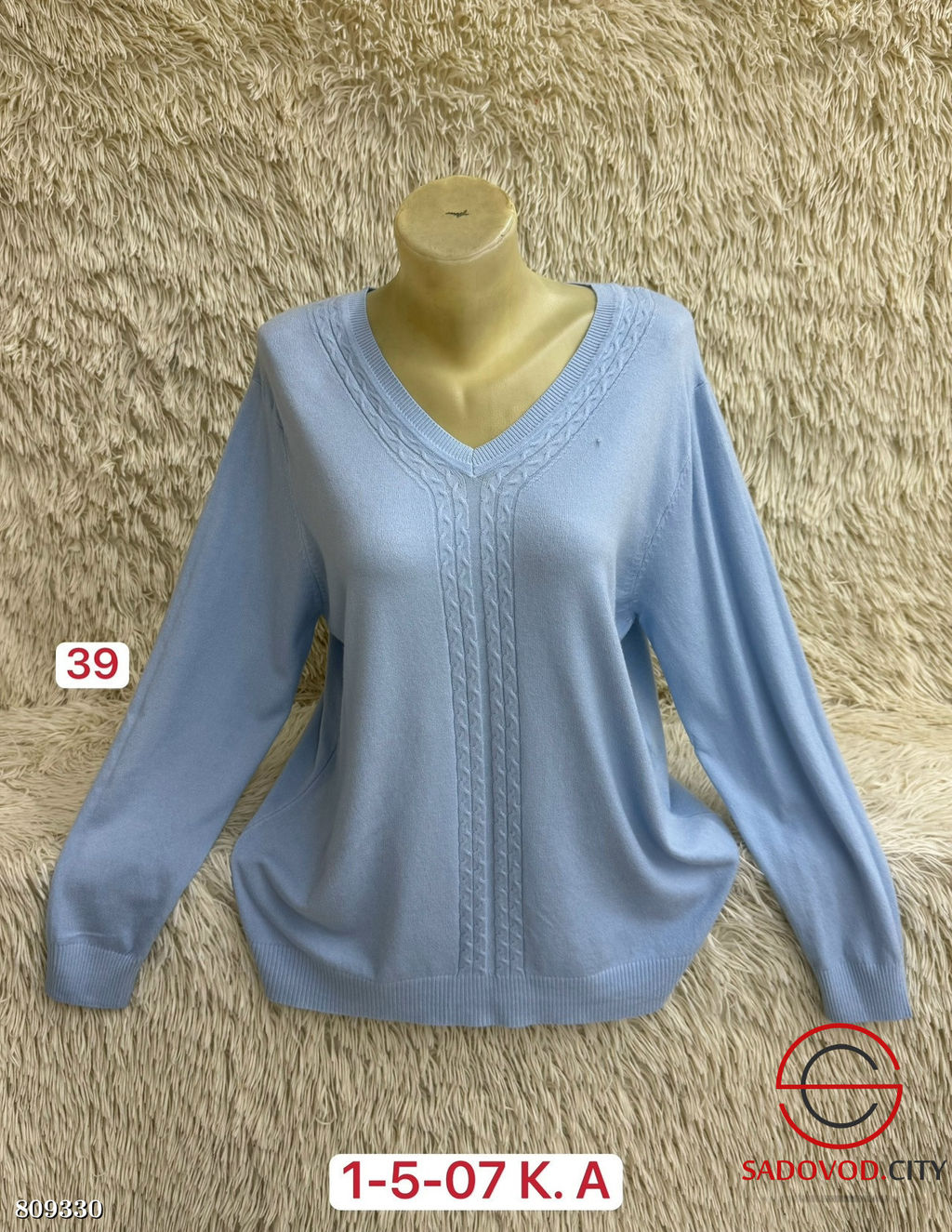 Свитер женский с v-вырезом - Bruno фото 4