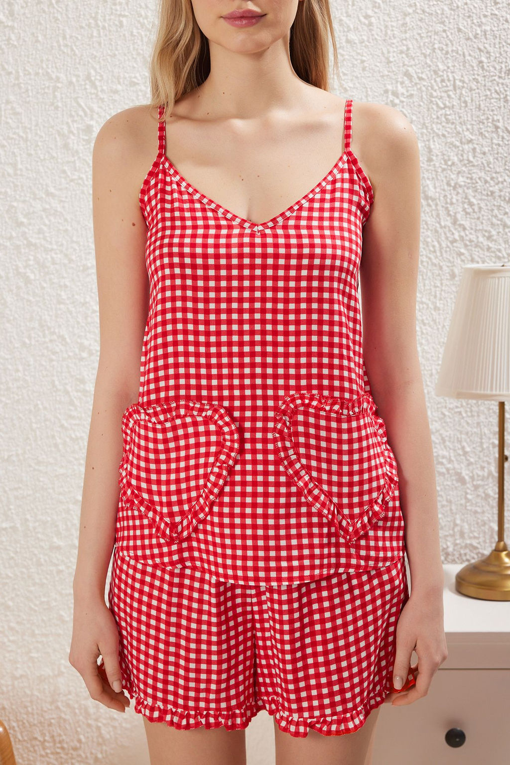 Trendyolmilla K?rm?z? Kalp ve F?rf?r Detayl? Ekose Sortlu Dokuma Pijama Tak?m? THMSS25PT00221 фото 3