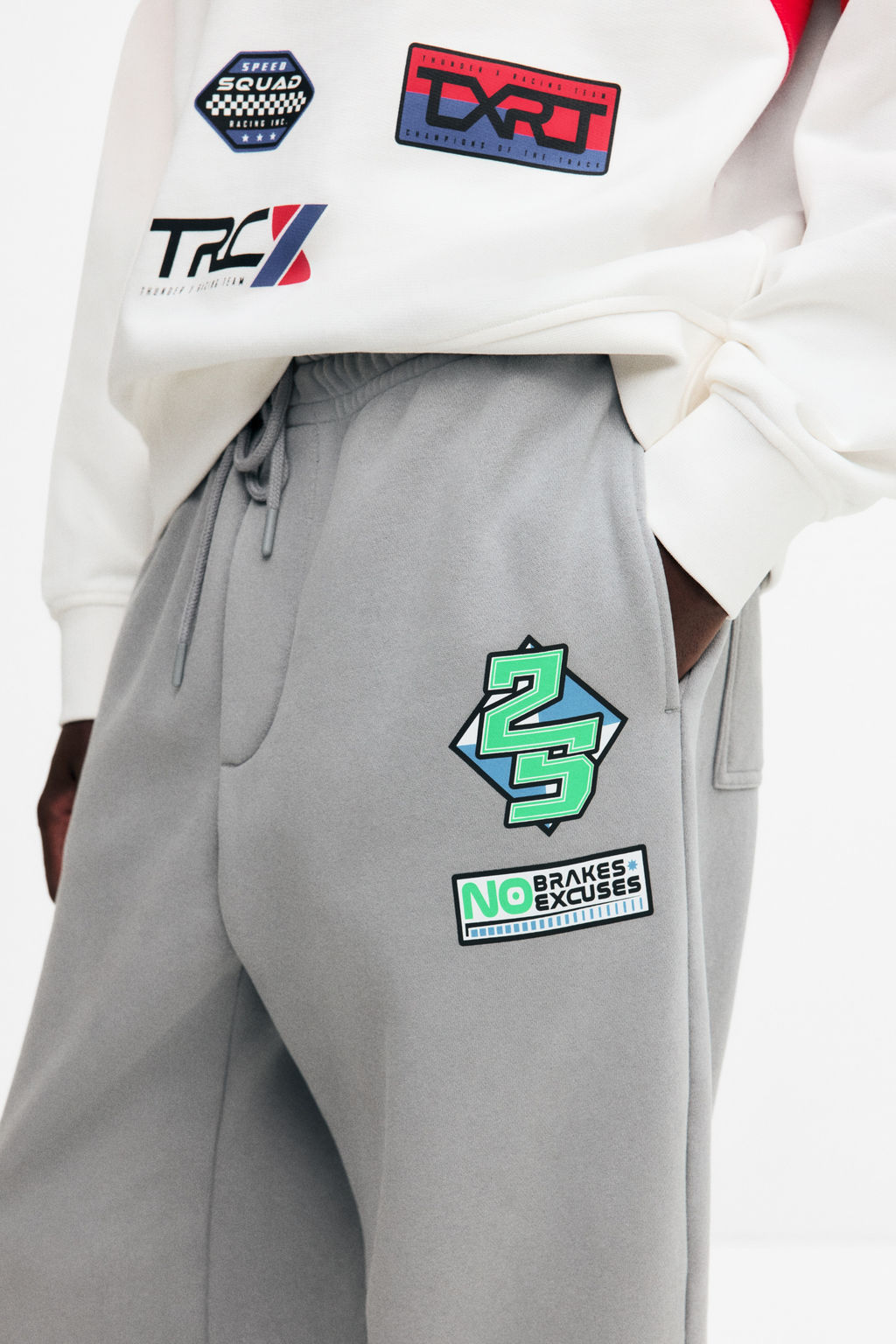 Pantal?n de ch?ndal con estampado Relaxed Fit - H&m фото 5