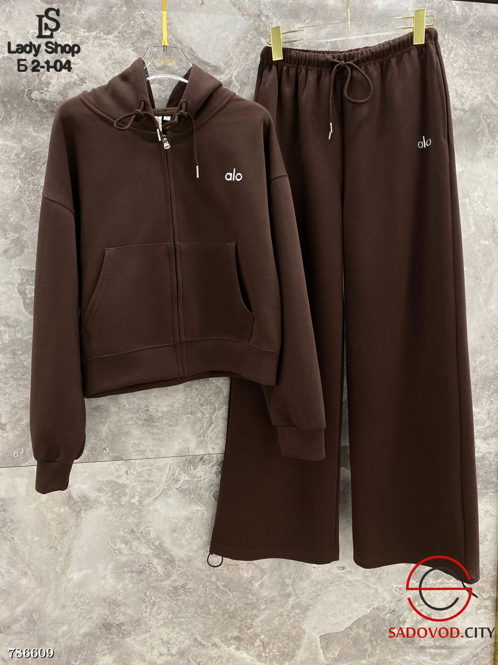 Женский спортивный костюм двойка - Bruno фото 3