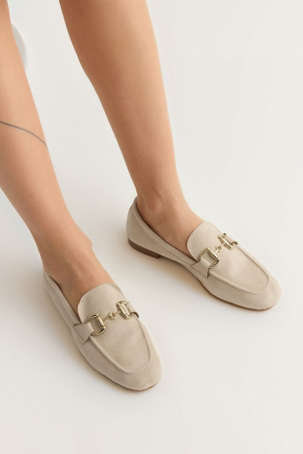 Trendyol Shoes Bej Suet Aksesuar Detayl? Kad?n Loafer Ayakkab? TAKSS25LA00000 - Trendyolmilla фото 16