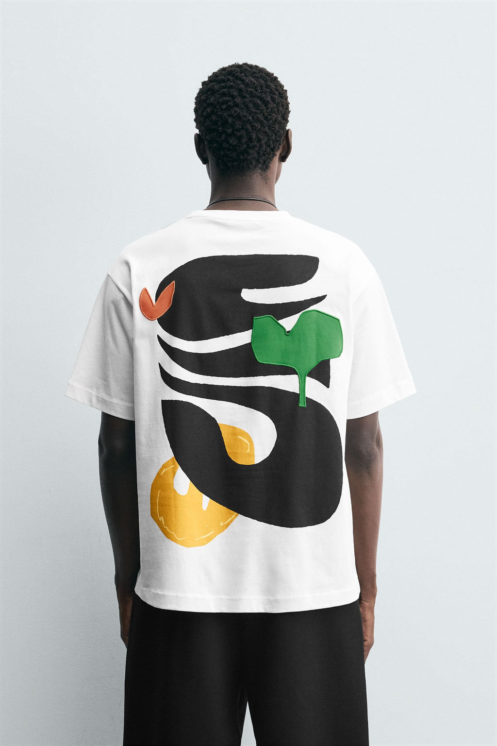 CONTRAST PATCH T-SHIRT - Zara фото 3