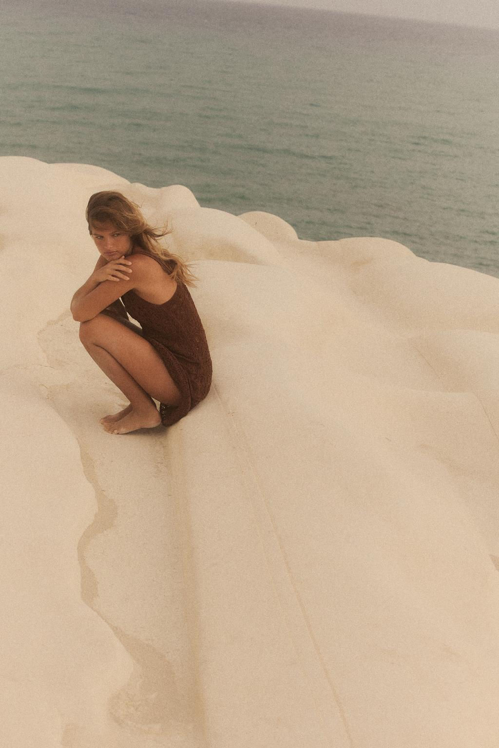 STRUCTURED KNIT MINI DRESS - Zara фото 5