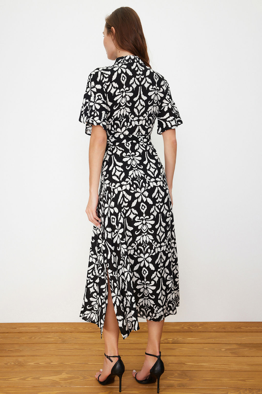 Siyah Kusakl? Y?rtmacl? Cicek Desenli Midi Dokuma Gomlek Elbise TWOSS20EL2822 - Trendyolmilla фото 6